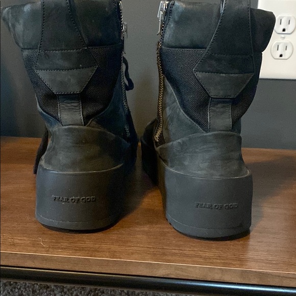 Mens fear of god boots - Picture 2 of 4